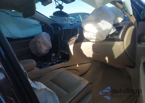 2018 Jeep Grand Cherokee Overland 4X4 из США, поврежденный, VIN 1C4RJFCT2JC343874